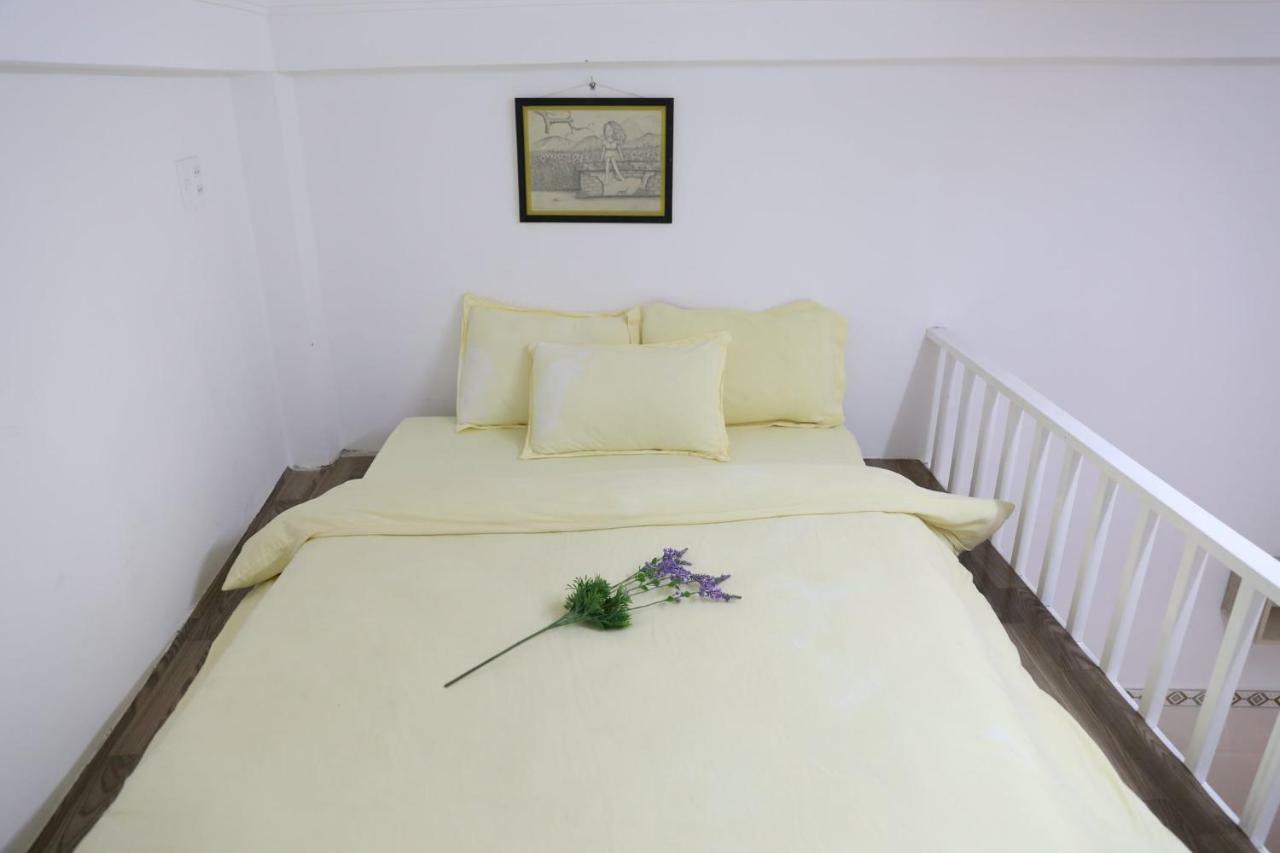 Strawberry Hotel Dalat Esterno foto